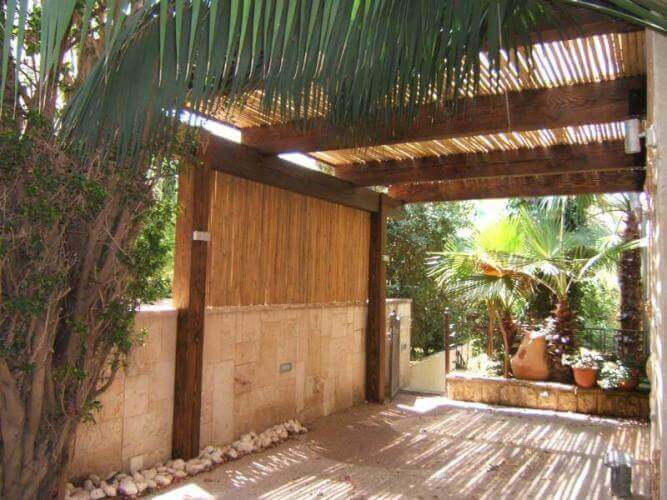 בניית פרגולה